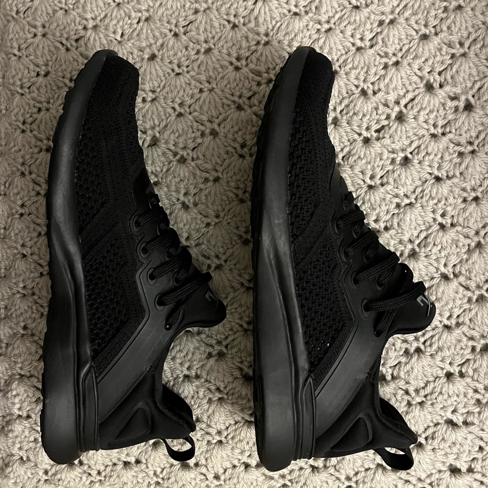 APL WOMENS TECHLOOM TRACER